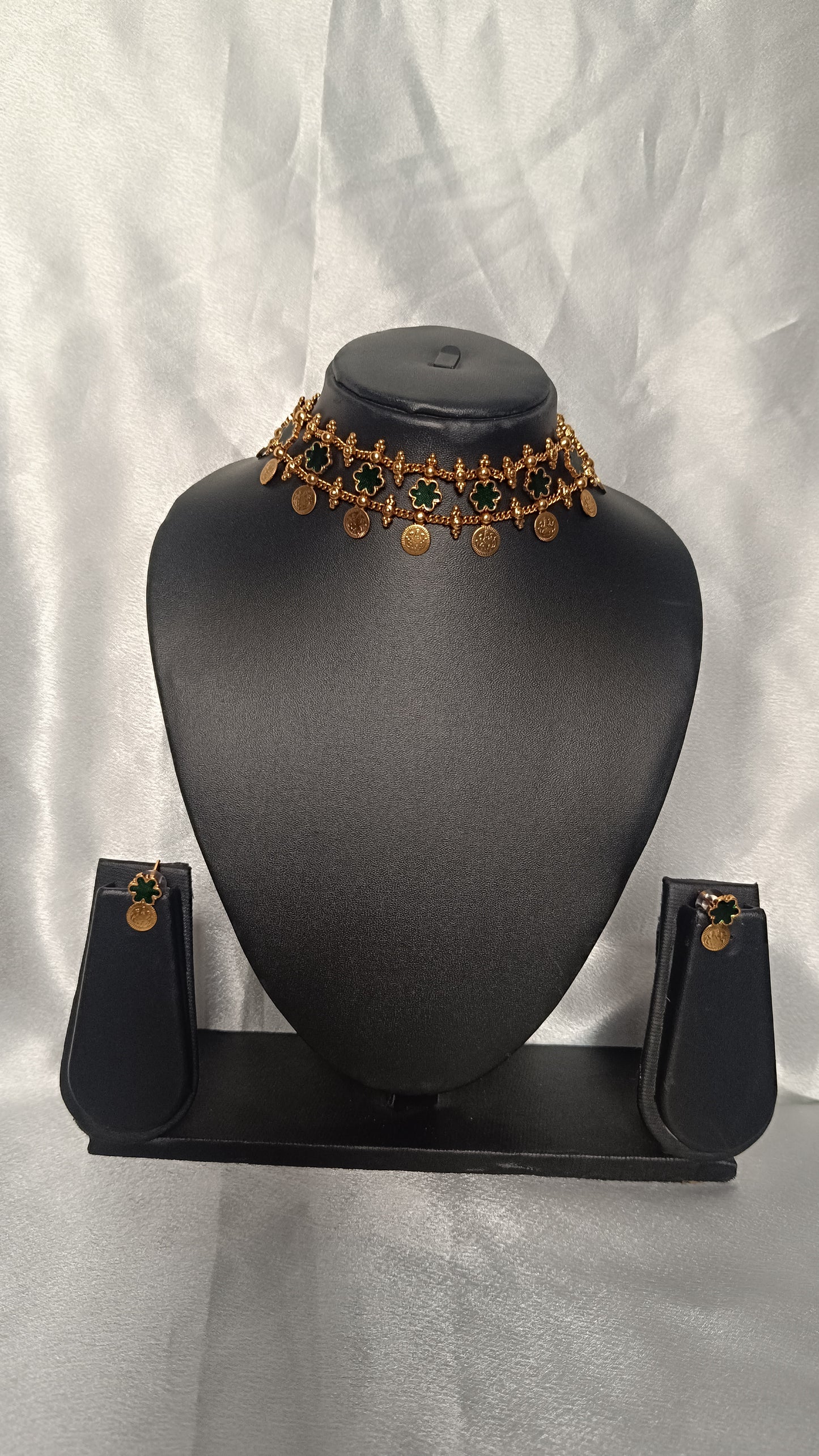 Lekshmi Coin Floral Necklace with Earrings NEC1009